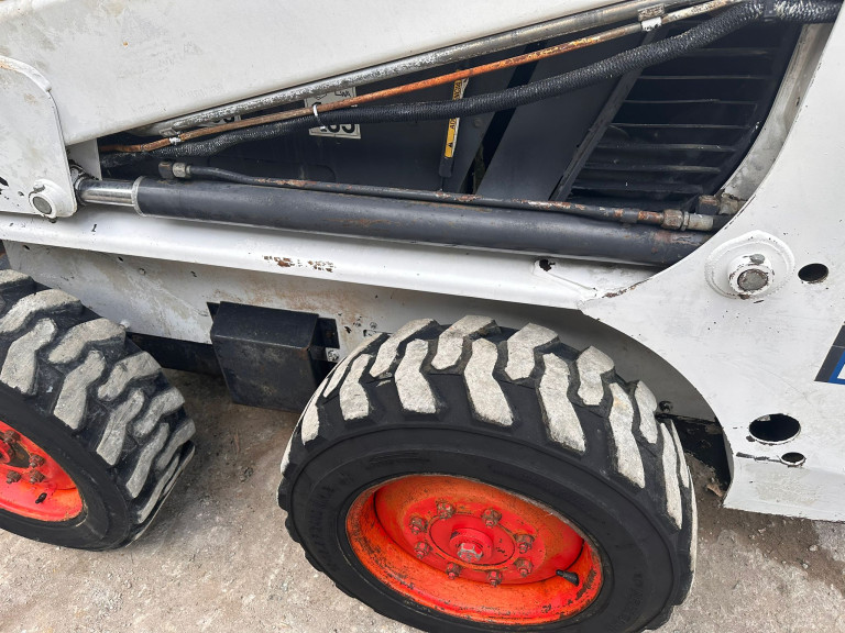 Skid Steer 1999 BOBCAT 763H